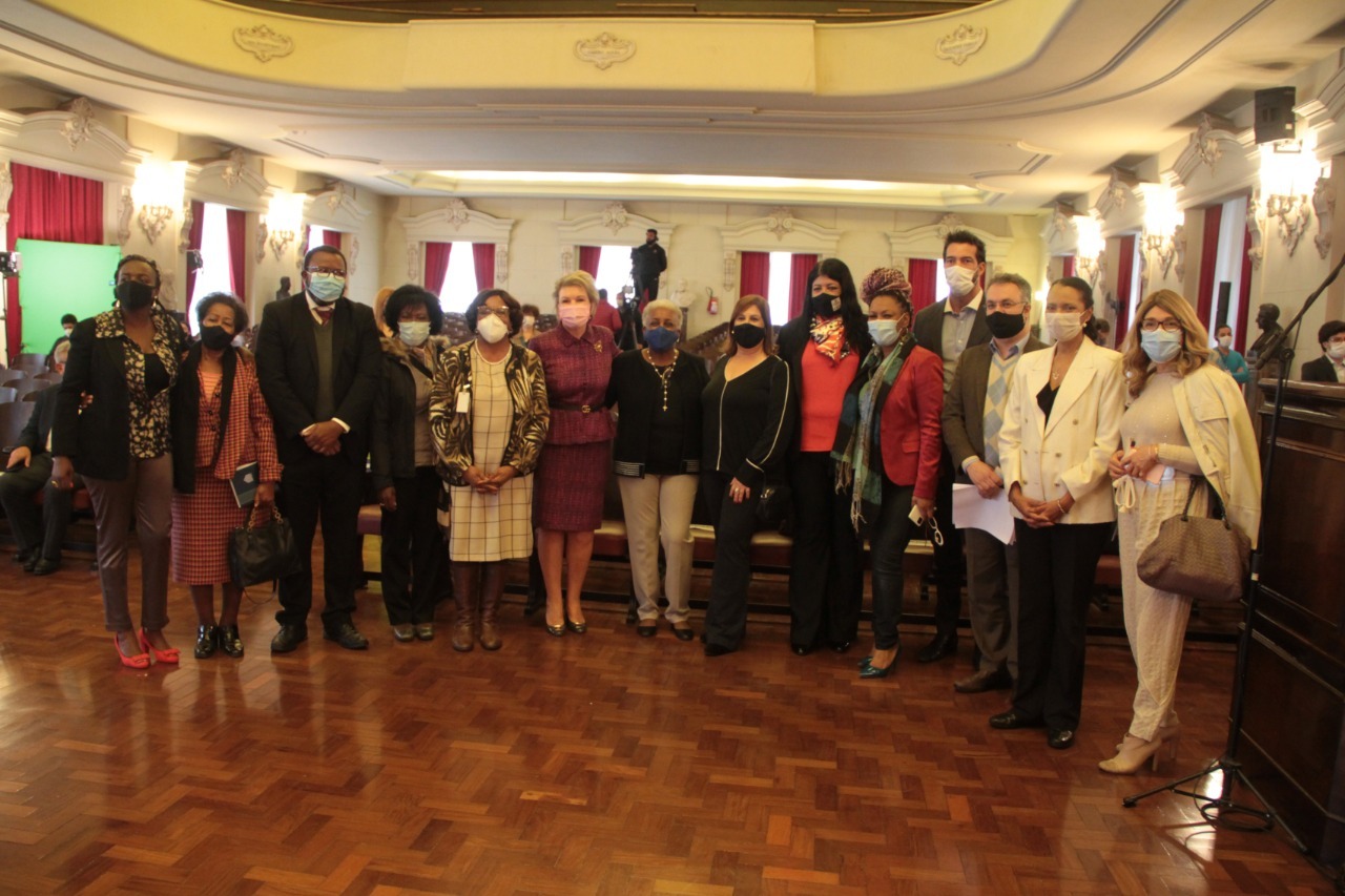 Prefeitura de SP lança programa de combate ao racismo estrutural