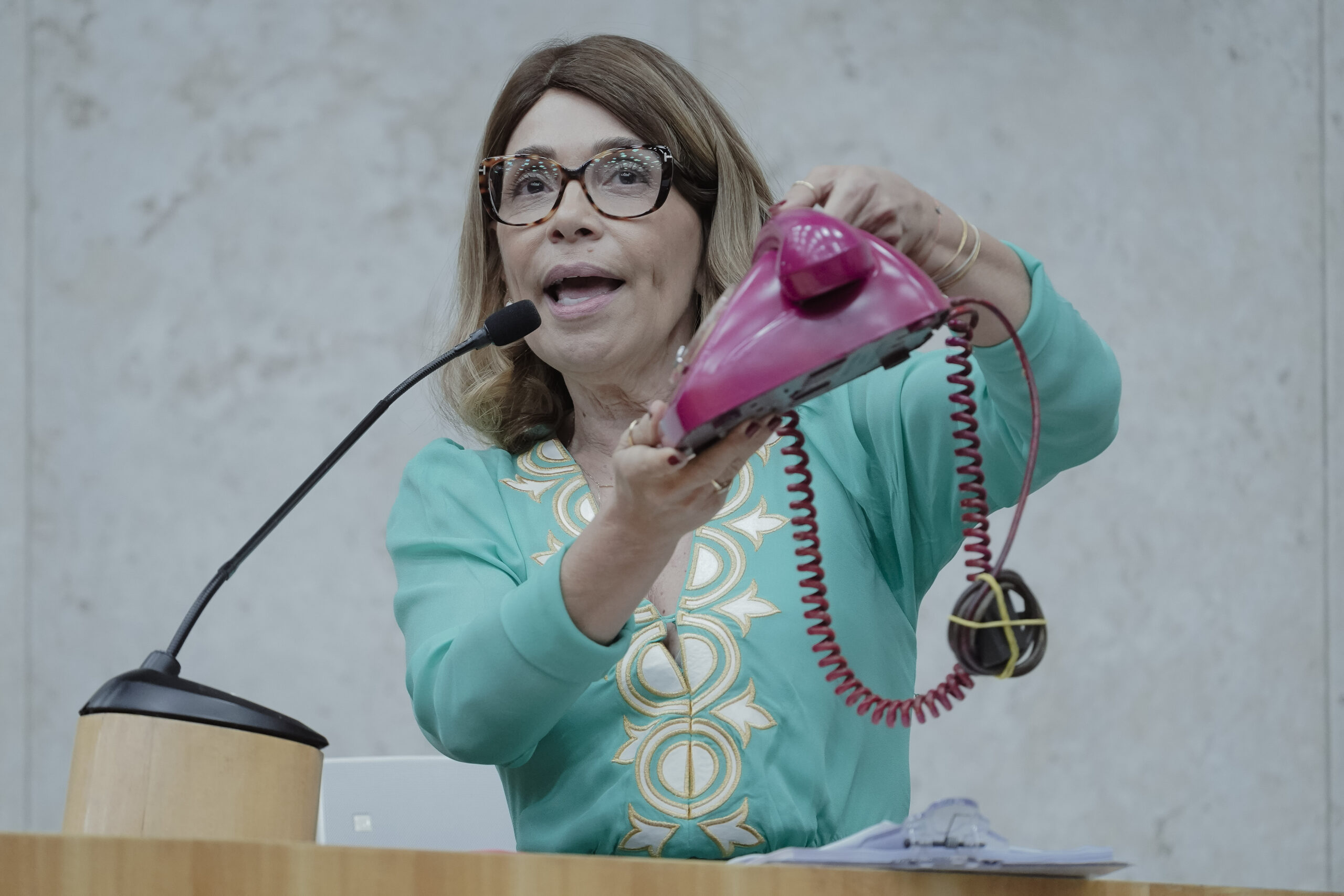 Sabesp privatizada!