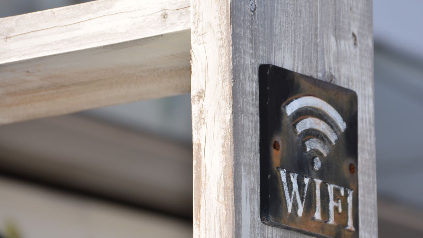 Escolas e unidades de Saúde vão receber 4 mil novos pontos de Wi-Fi